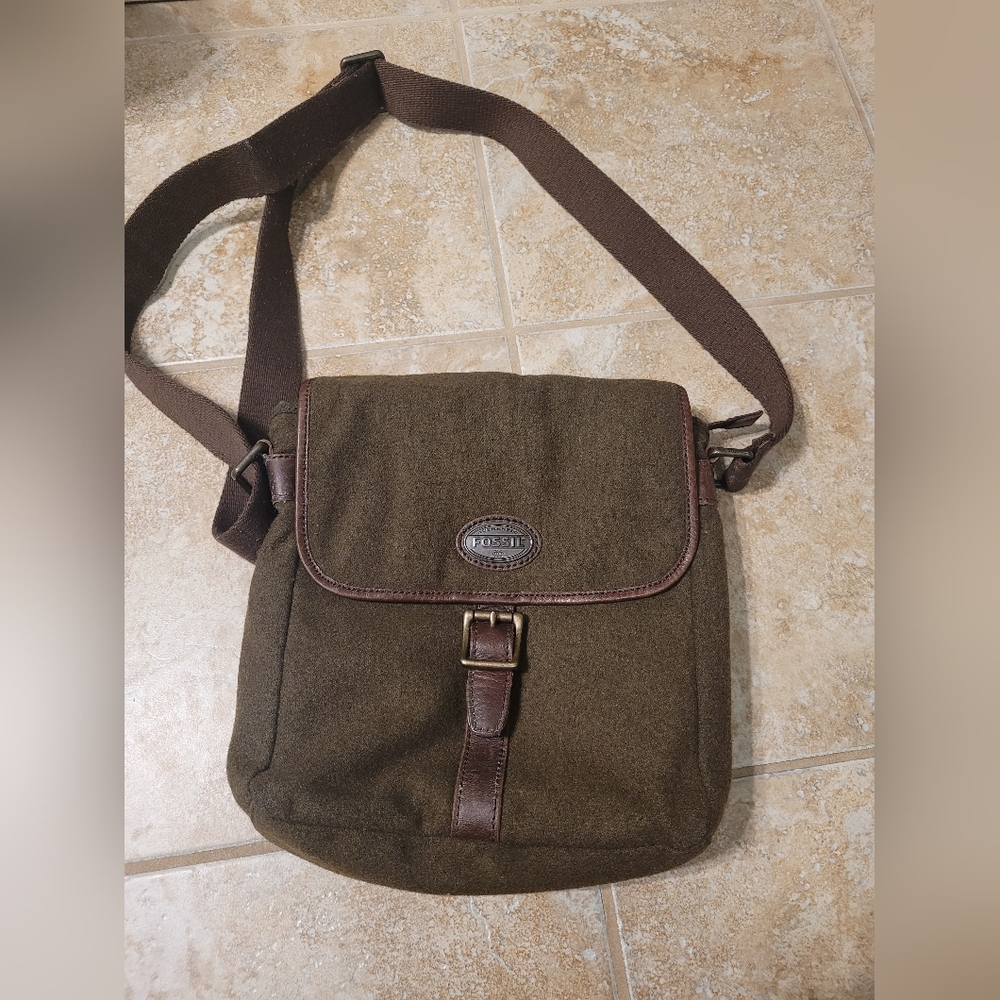 Vintage Fossil Army Green Wool and Leather Messenger Bag